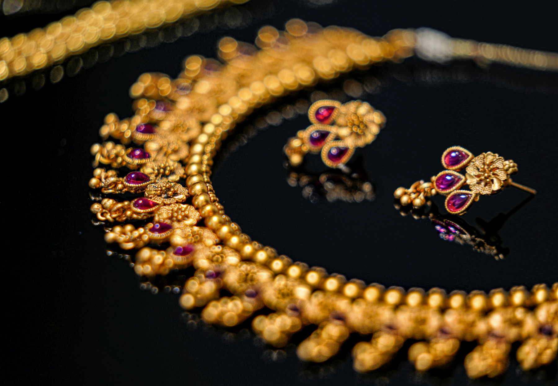 Temple Ruby Gold Necklace Set